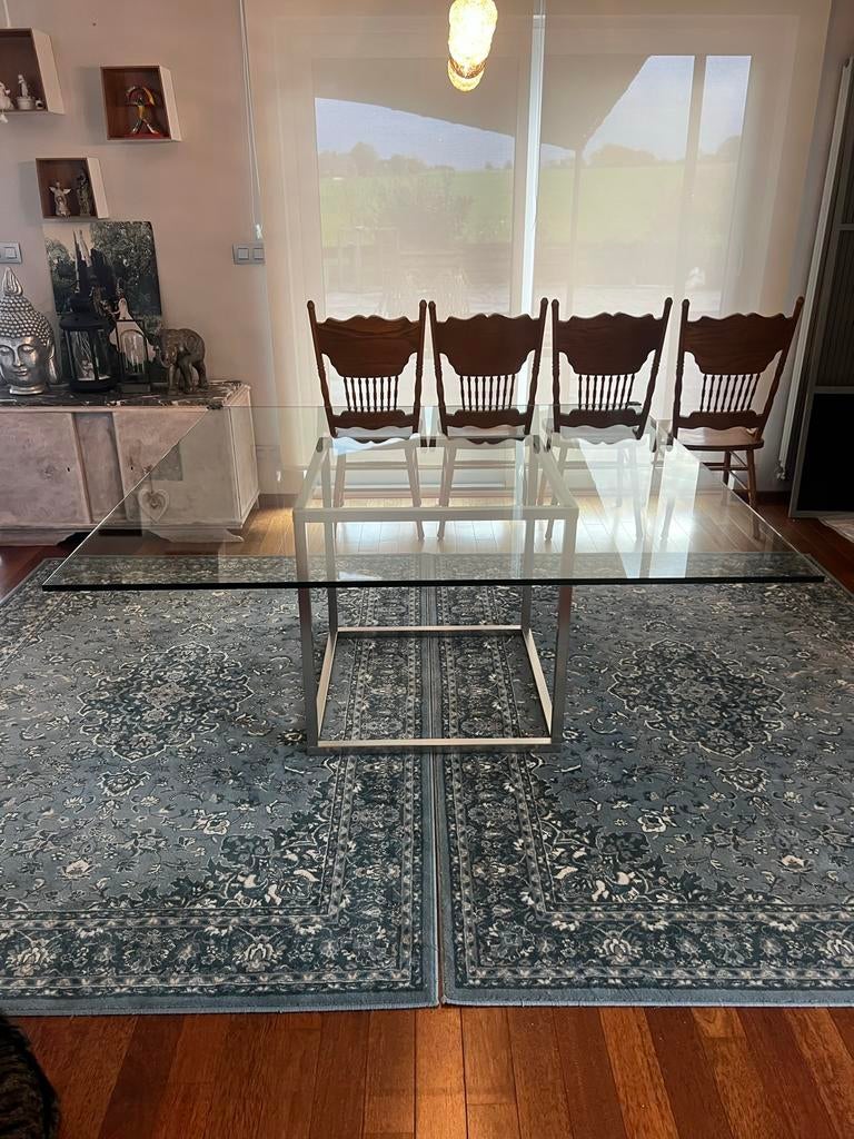 Sueprbe table en verre avec pieds en matiere nickel, Maison & Meubles, Tables | Tables de salon, Enlèvement, Comme neuf, Verre