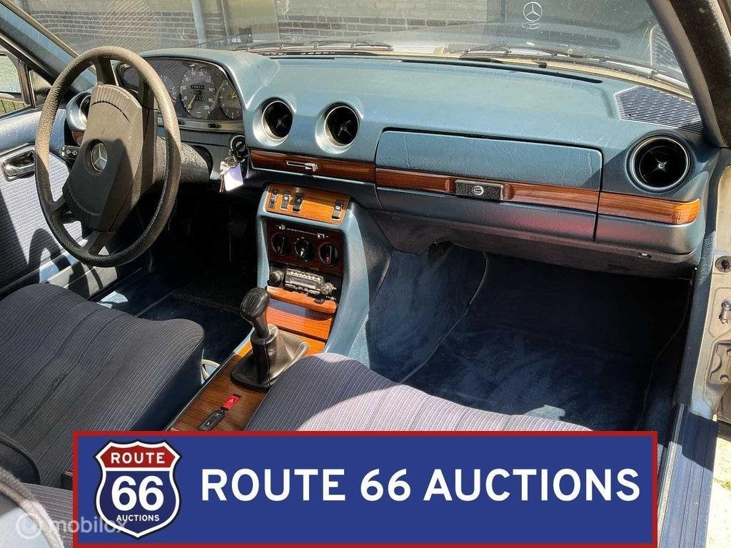 Mercedes-Benz 230 CE | 1983 | Route 66 Auctions, Auto's, Zwart, Mercedes-Benz, Bedrijf, Handgeschakeld