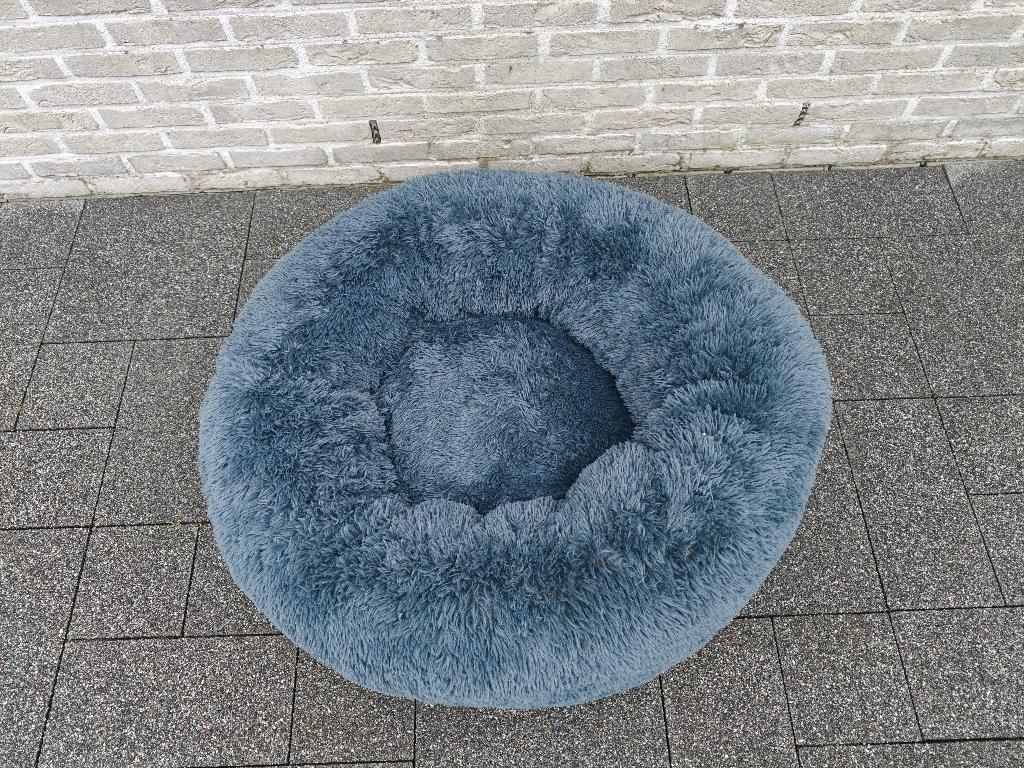 Groot donut hondenbed 100 cm – Jope, zeer goede staat, Animaux & Accessoires, Paniers pour chiens, Enlèvement, Comme neuf, Peluche