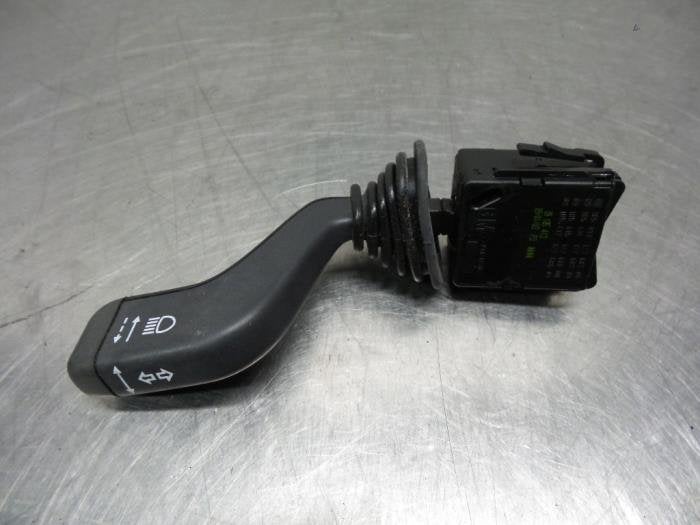 Commutateur feu clignotant d'un Opel Corsa (Corsa C 00-), -, Opel, 3 mois de garantie, Utilisé