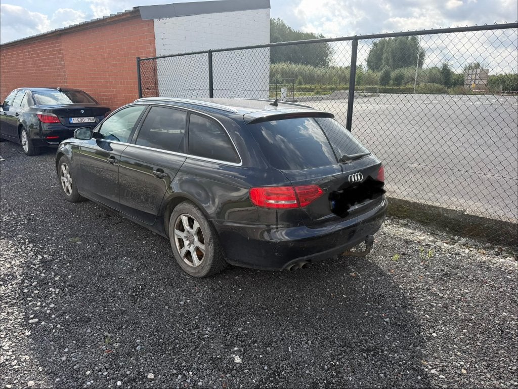 Audi a4 2011 2L 140, Achat, Entreprise, A4, Noir