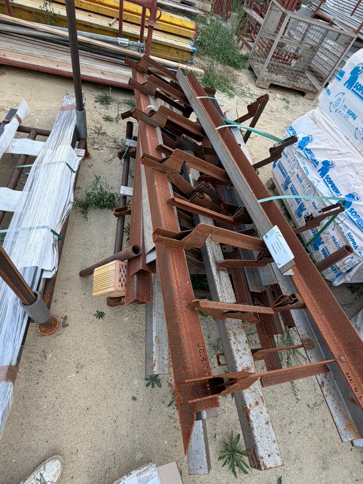 L-ijzers niet gegalvaniseerd (zie foto’s voor afmetingen), Doe-het-zelf en Bouw, Metalen, Ophalen, Nieuw