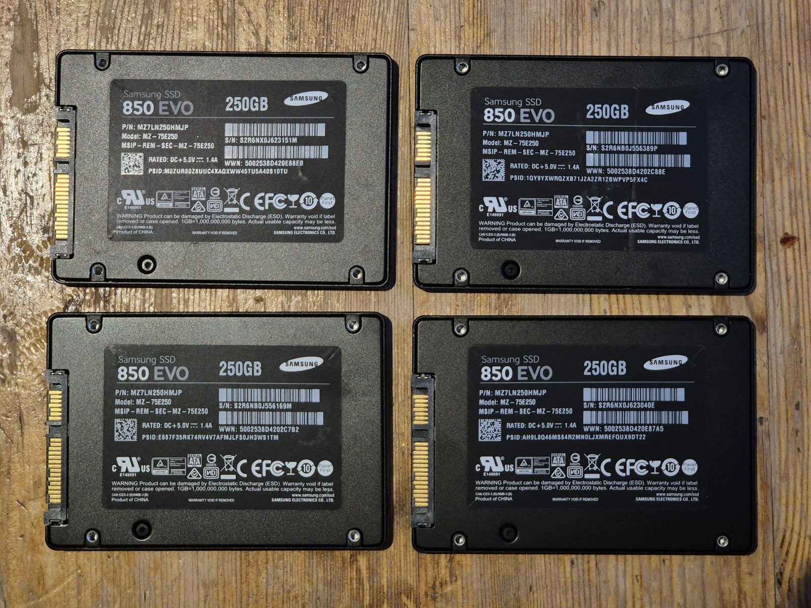 Samsung SSD850 EVO 250GB - snelle en betrouwbare opslag, Ophalen of Verzenden, Zo goed als nieuw, SSD