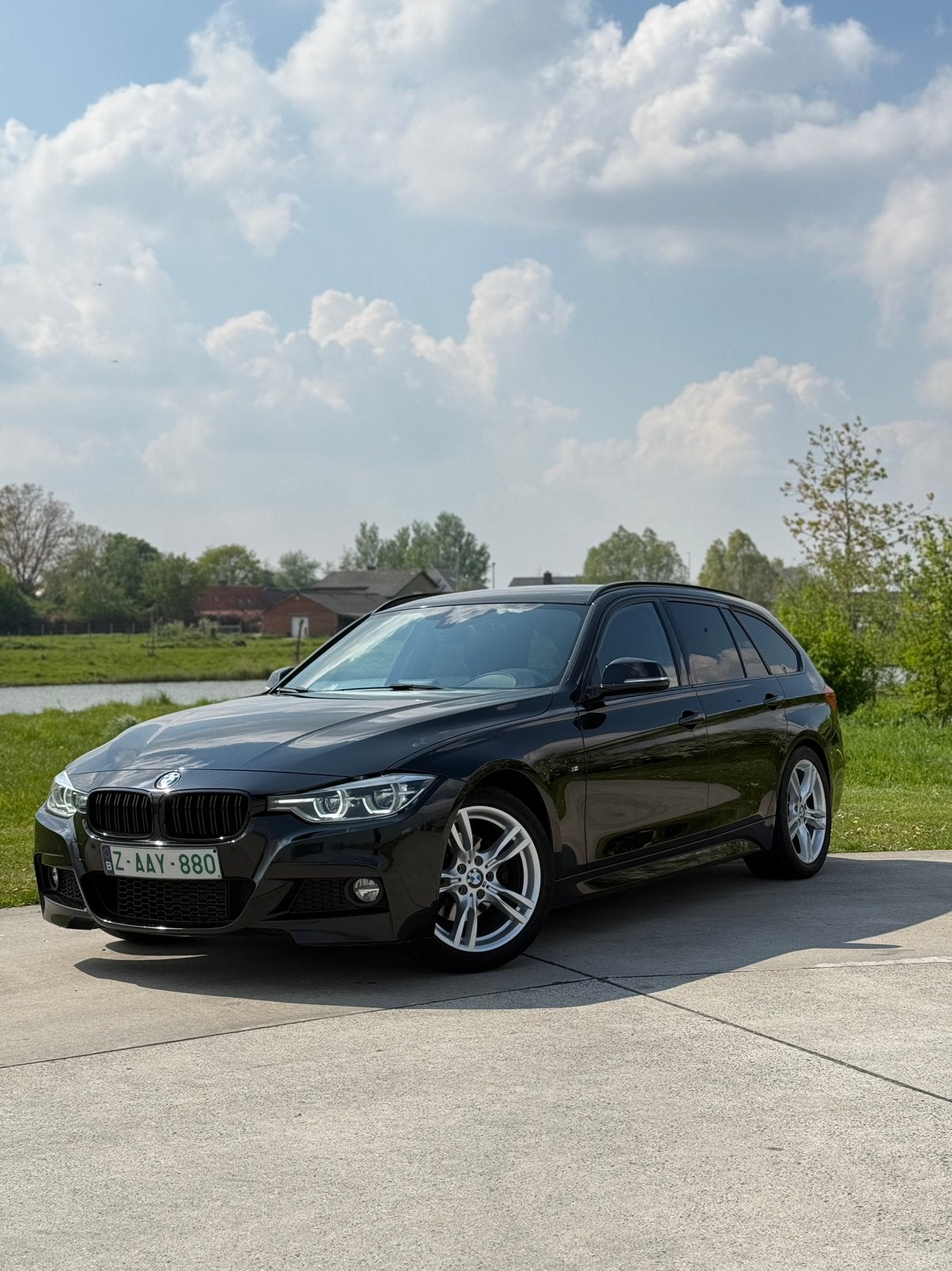 BMW F31 320D 2017 M Pack EURO 6B /Navi/Hifi/Trekhaak/LED, Auto's, Leder, Bedrijf, Diesel, Te koop
