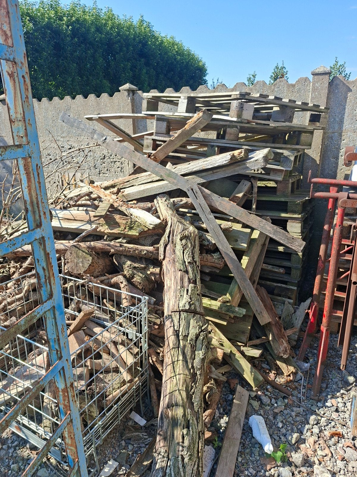 gratis brandhout, Enlèvement