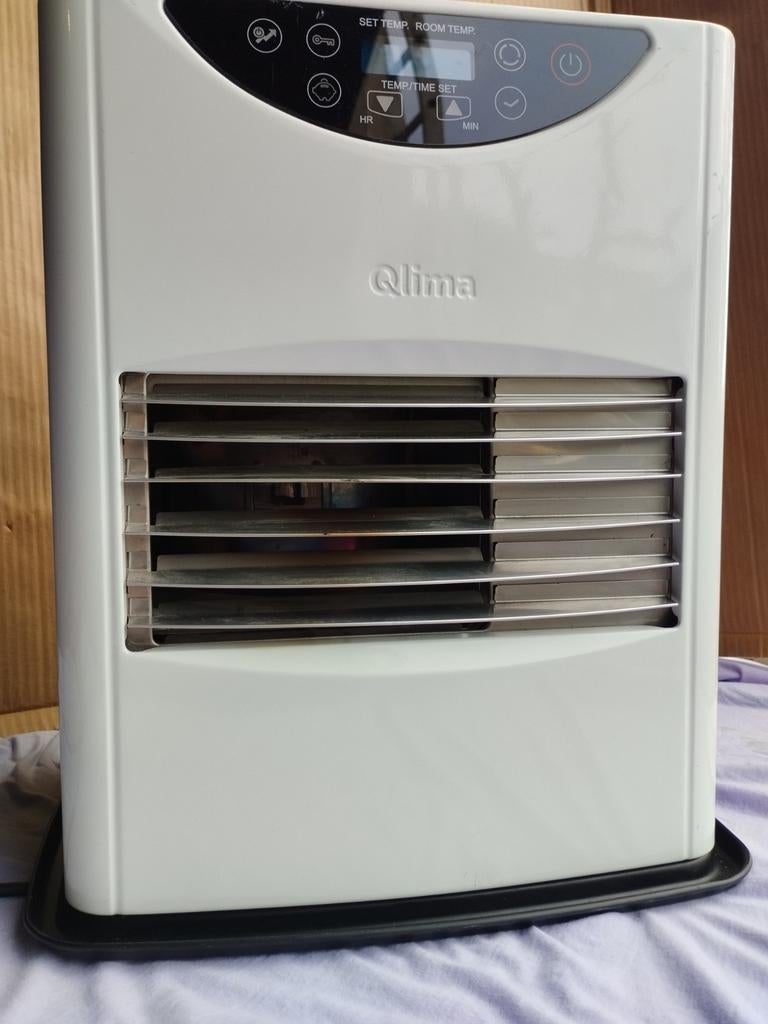 Poêle feu à pétrole Qlima, Maison & Meubles, Poêles, Enlèvement