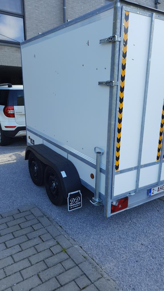 aanhangwagen met zonnepanelen en accu 750 kg, Auto diversen, Aanhangers en Bagagewagens, Ophalen, Zo goed als nieuw