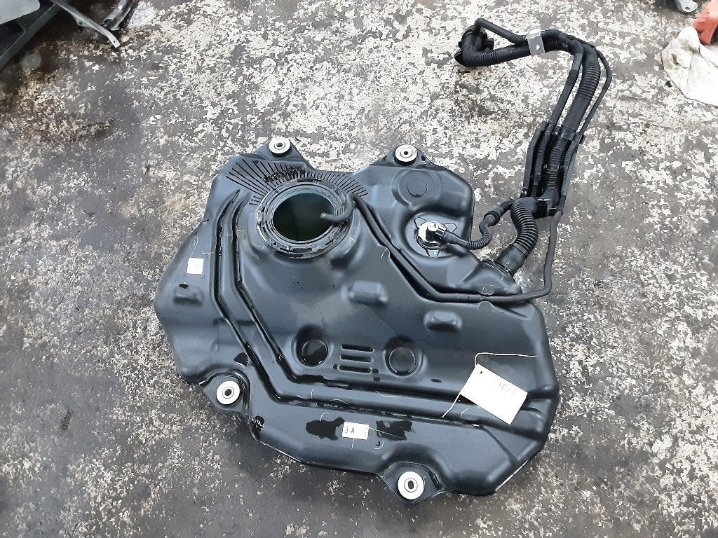 RESERVOIR CARBURANT Toyota Corolla Cross (7710016A30), Kundenbetreuung@toyota.de, Toyota, Utilisé, Toyota-Allee 2
50858  Köln, DE
