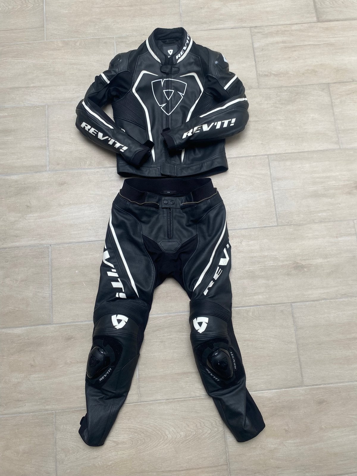 Men REV’IT! 2-Piece Leather Racing Suit 48 – Full Protection, Ophalen, Heren