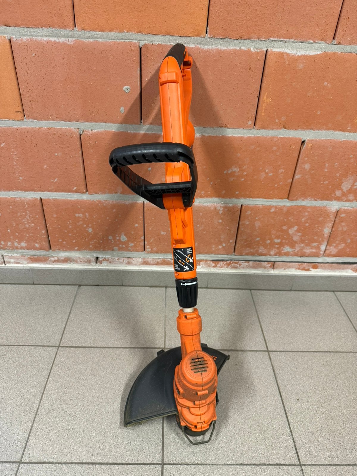Black & Decker Strimmer / Kantenmaaier 450W 25cm snijbreedte, Tuin en Terras, Ophalen of Verzenden, Gebruikt, 10 tot 30 cm, Elektrisch