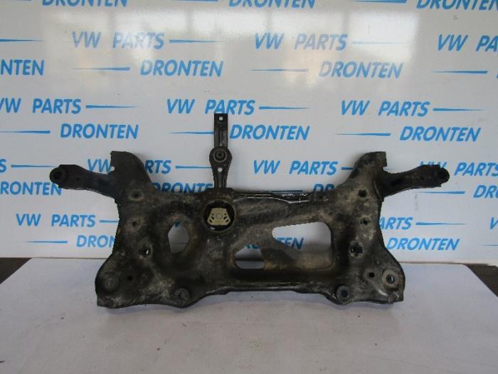 Subframe van een Audi Q2, Gebruikt, -, -, -