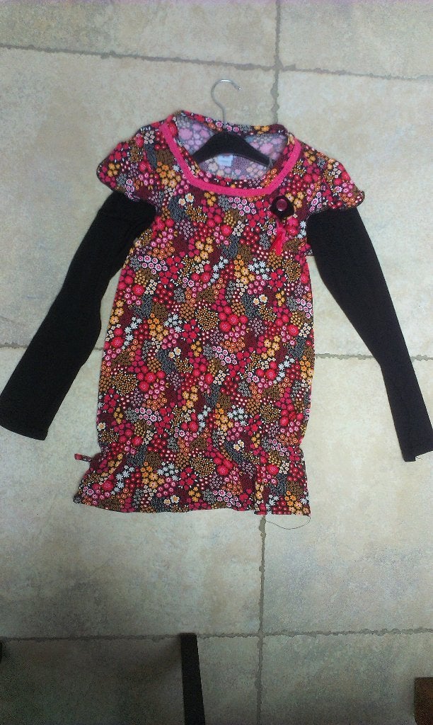 Nieuwe bloemetjes jurk mt 152, Enfants & Bébés, Vêtements enfant | Taille 152, Neuf, Robe ou Jupe, Enlèvement ou Envoi, Zara