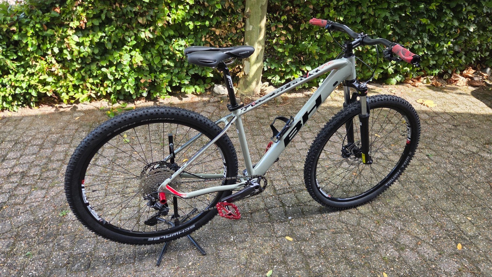 BH Spike 2.5, Nieuwe Moutainbike 29" met Shimano deore, Fietsen en Brommers, Hardtail, Zo goed als nieuw, Schijfrem, Ophalen