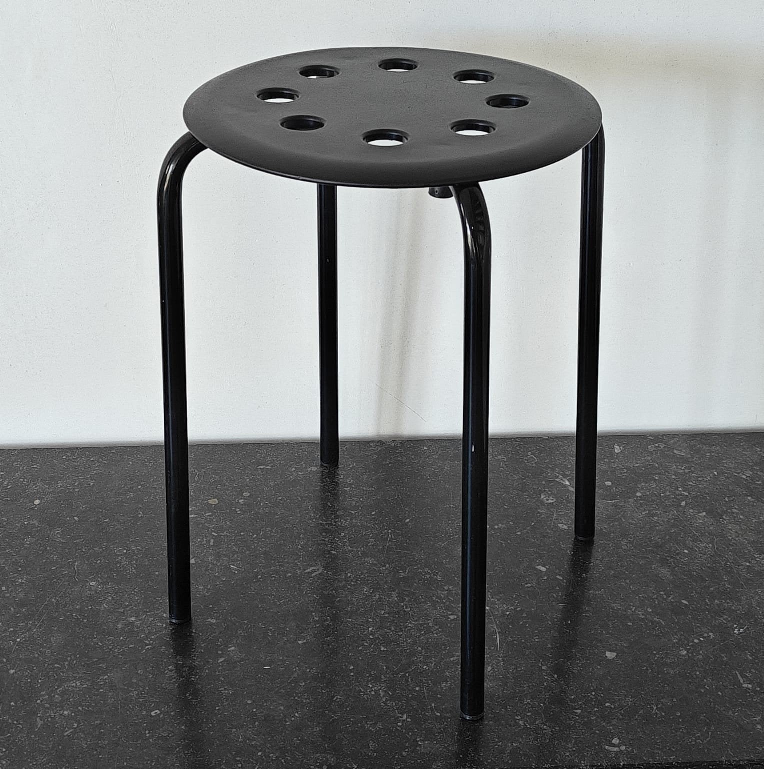 IKEA MARIUS kruk - zwart/klein - kinderkamer/speelhoek, Ophalen, Zo goed als nieuw, Staal