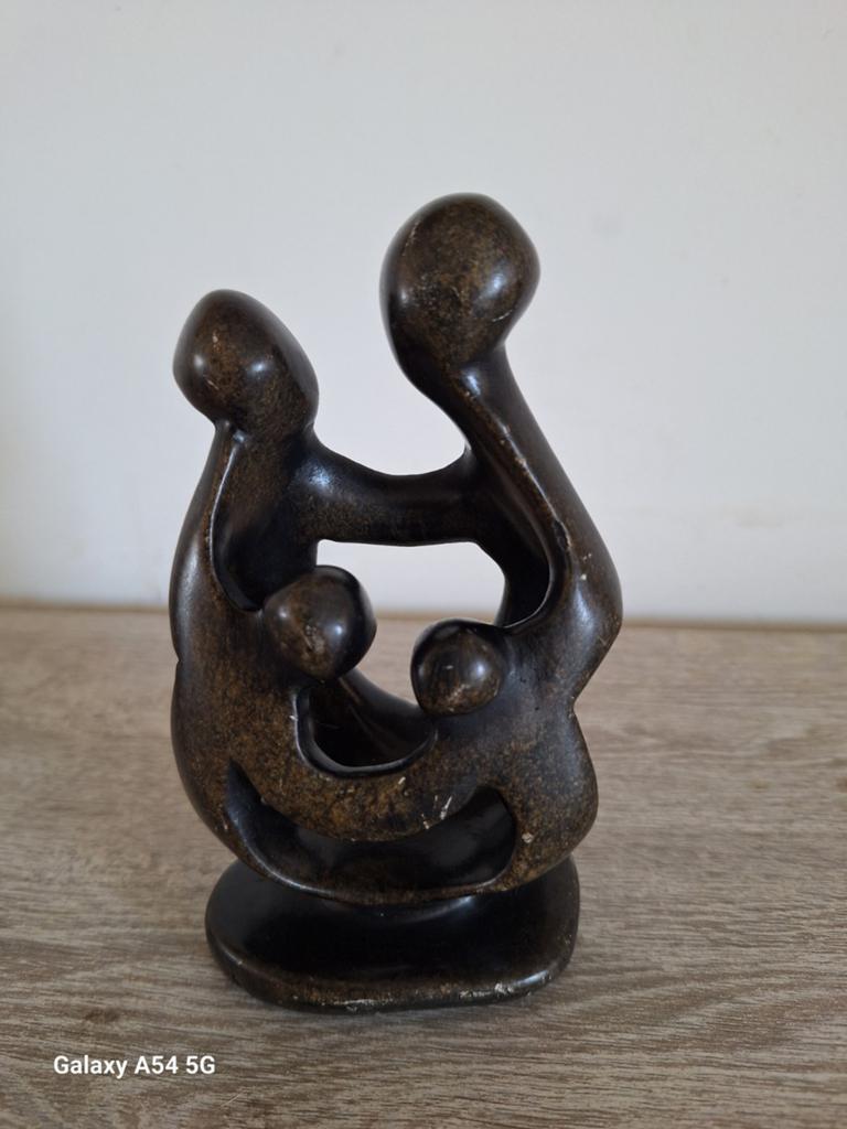 Statue de famille - Shona Zimbabwe, Antiquités & Art, Enlèvement ou Envoi, Statue, Brun