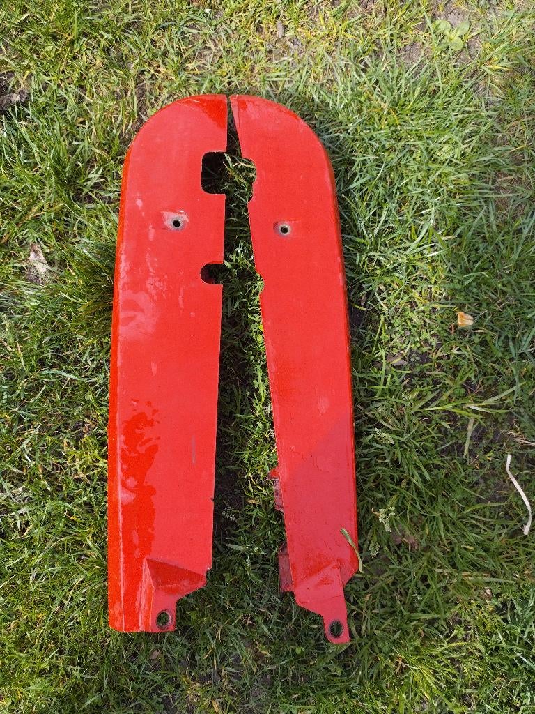 Etui à chaîne Kreidler rouge original, Enlèvement, Utilisé