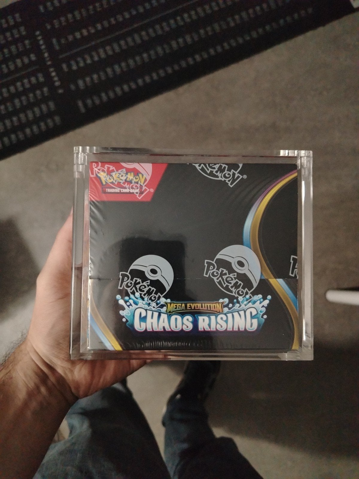 POKÉMON Chaos Rising Booster-Box + acryl, Ophalen, Booster
