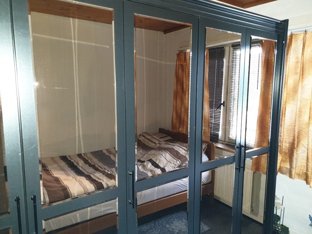 Gratis kleerkast 5 deurs met spiegel. Reeds gedemonteerd., Huis en Inrichting, Kasten | Kleerkasten, Ophalen, Gebruikt, 200 cm of meer