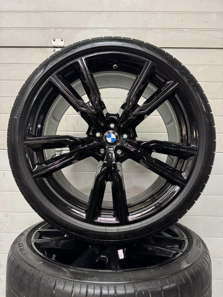 NIEUW 22’’ BMW X5 X6 G05 G06 VELGEN ZOMERBANDEN ORIG SET TPM, Pneus et Jantes, Véhicule de tourisme, -, Autres dimensions