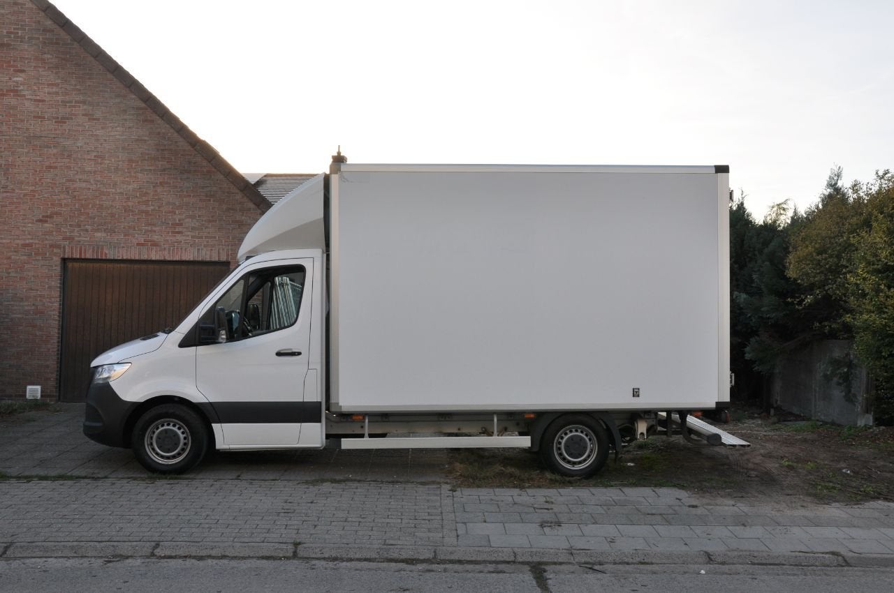 Mercedes-Benz Sprinter 311/314 CDI MEUBELBAK (910.133), https://public.car-pass.be/vhr/8096d79a-f5e3-4df5-8bbc-1421270c63bb, 307 g/km