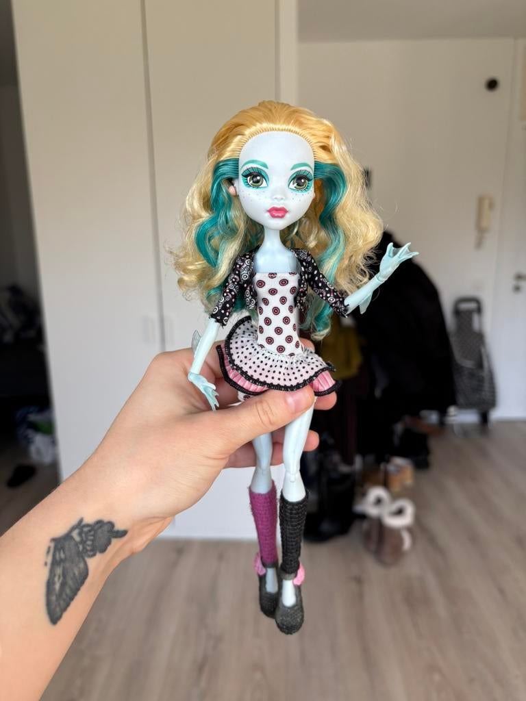 Poupée Monster High Lagoona Programme d'échange de monstres, Envoi, Comme neuf