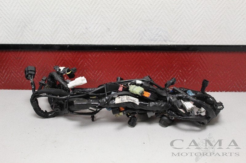 KABELBOOM Kawasaki Vulcan S (01-2016/-) (26031-2304), Dhr. S. di Majo, Gebruikt, Info@cama-motorparts.nl, P.J. Troelstraweg 8 8
3144 CX  MAASSLUIS, NL