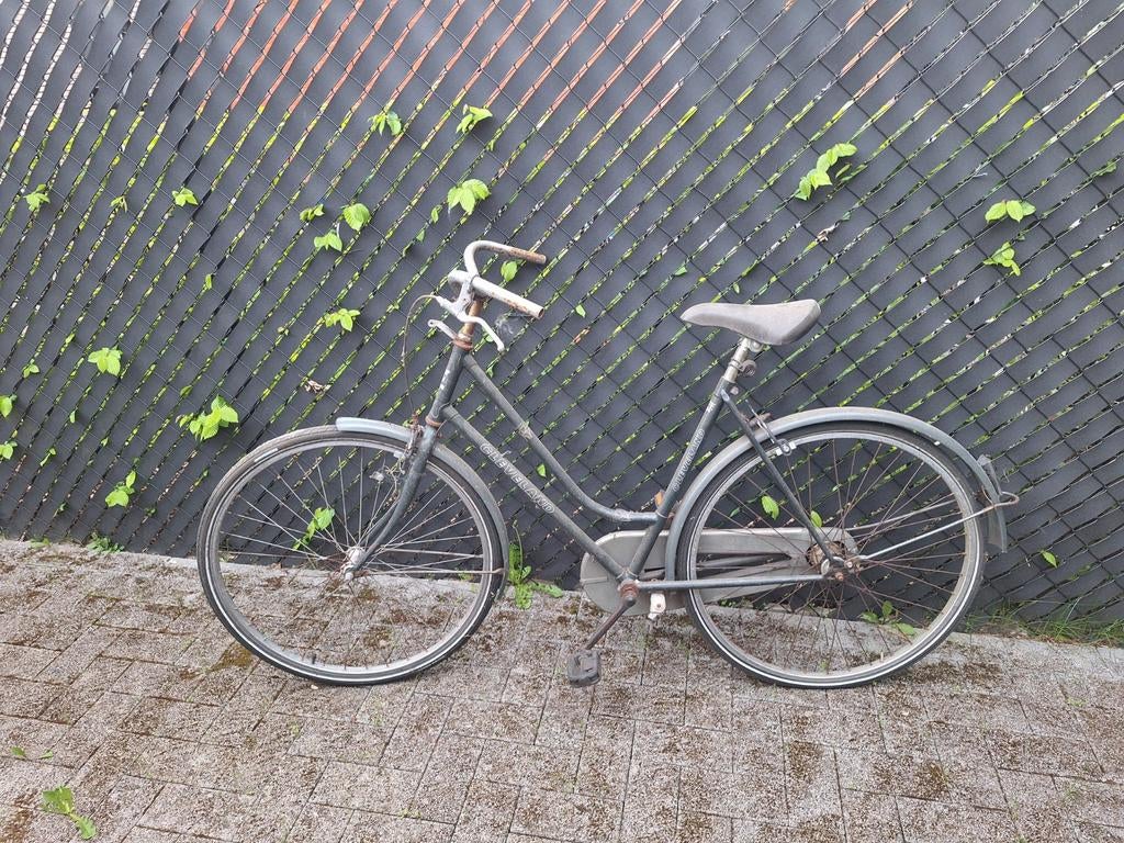 Oude fiets, Fietsen en Brommers, Fietsen | Dames | Omafietsen, Ophalen