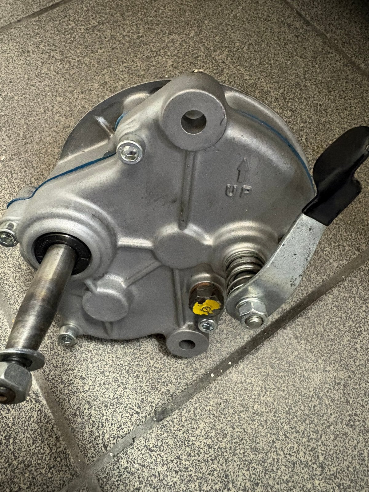 Gereviseerde boite, Motoren, Ophalen of Verzenden
