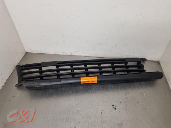 Pare-chocs grille d'un Peugeot Expert, -, 3 mois de garantie, Utilisé, -