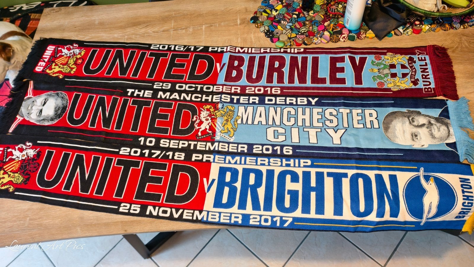 écharpes de match Manchester United, Enlèvement ou Envoi