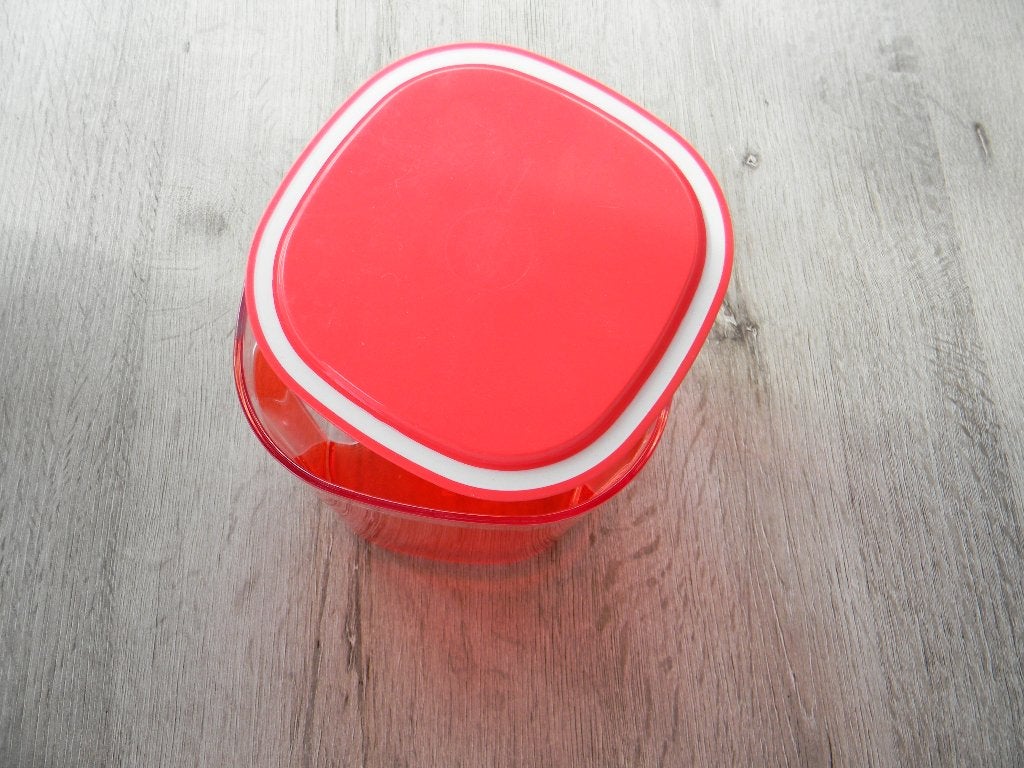 Tupperware bewaardoos rood, Ophalen, Gebruikt, Bewaardoos, Met deksel