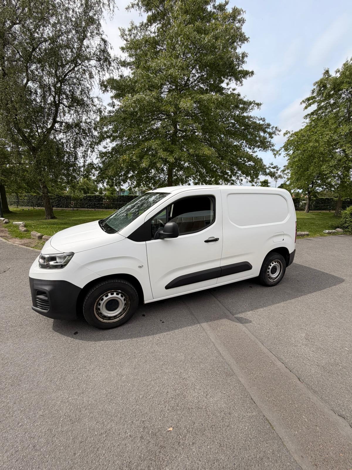 Citroen Berlingo - M - Light 1,5 BlueHDi, Euro 6, Citroën, Wit, Particulier