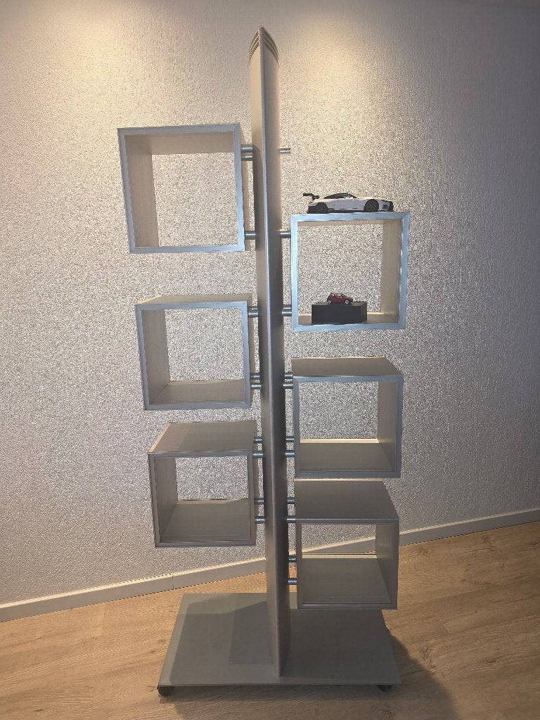 Moderne design presentatierek, Ophalen