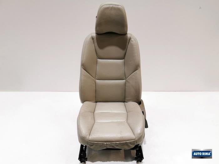 Siège gauche d'un Volvo V70, -, 3 mois de garantie, Utilisé, -