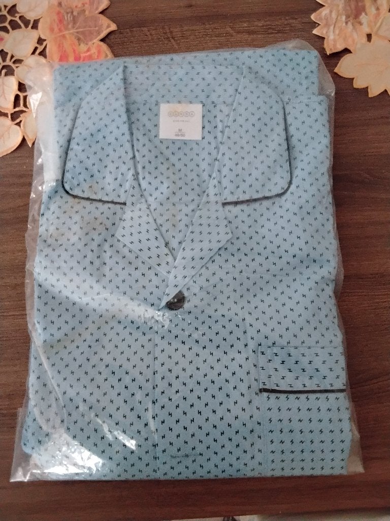 Heren pyjama  medium nieuw 5 euro, Kleding | Dames, Pyjama's, Ophalen, Nieuw, Maat 38/40 (M)