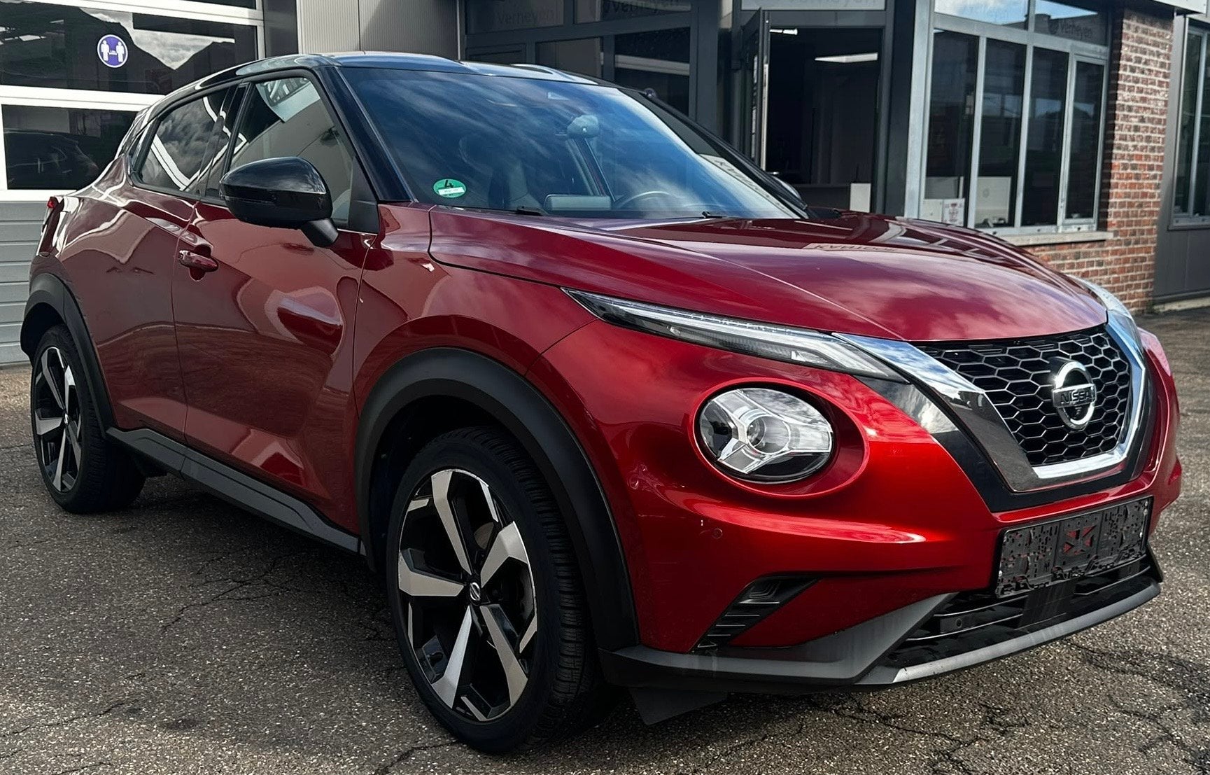 Nissan Juke 1000 Benzine AUTOMAAT, Auto's, Stof, Gebruikt, 5 deurs, 84 kW