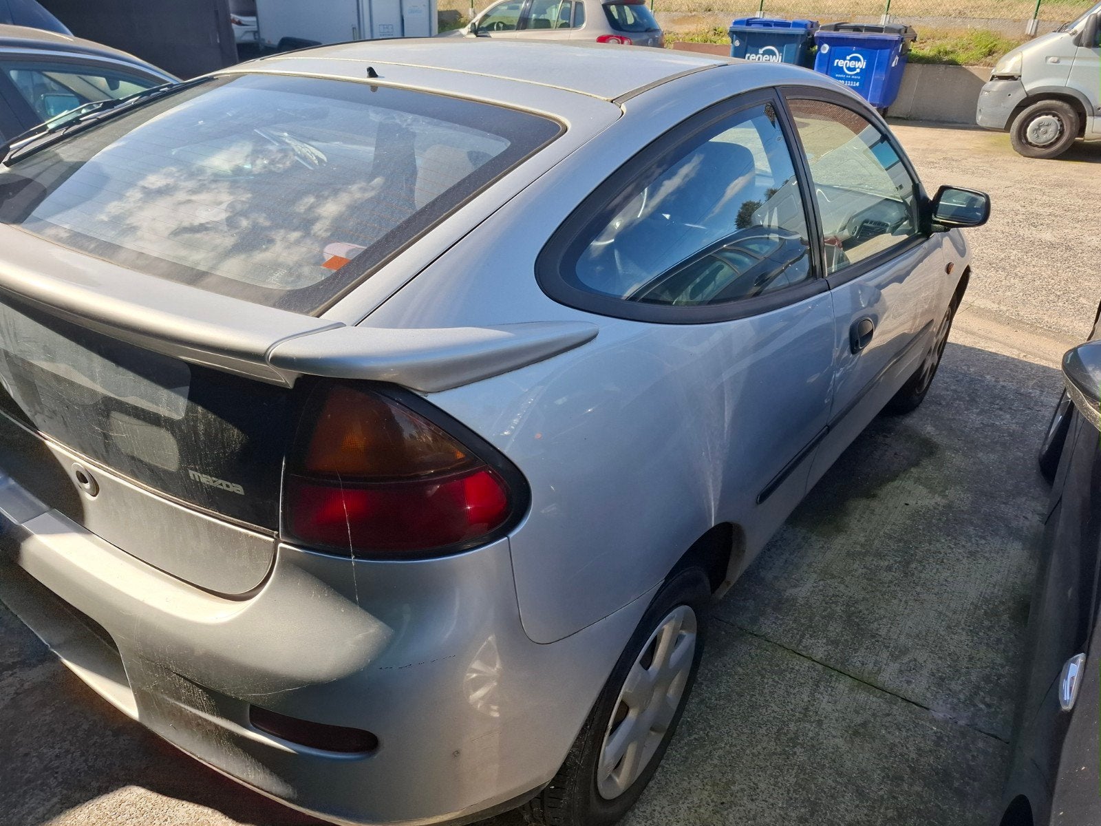 mazda 323 benzine AUTOMAAT, Autos, Particulier, Achat