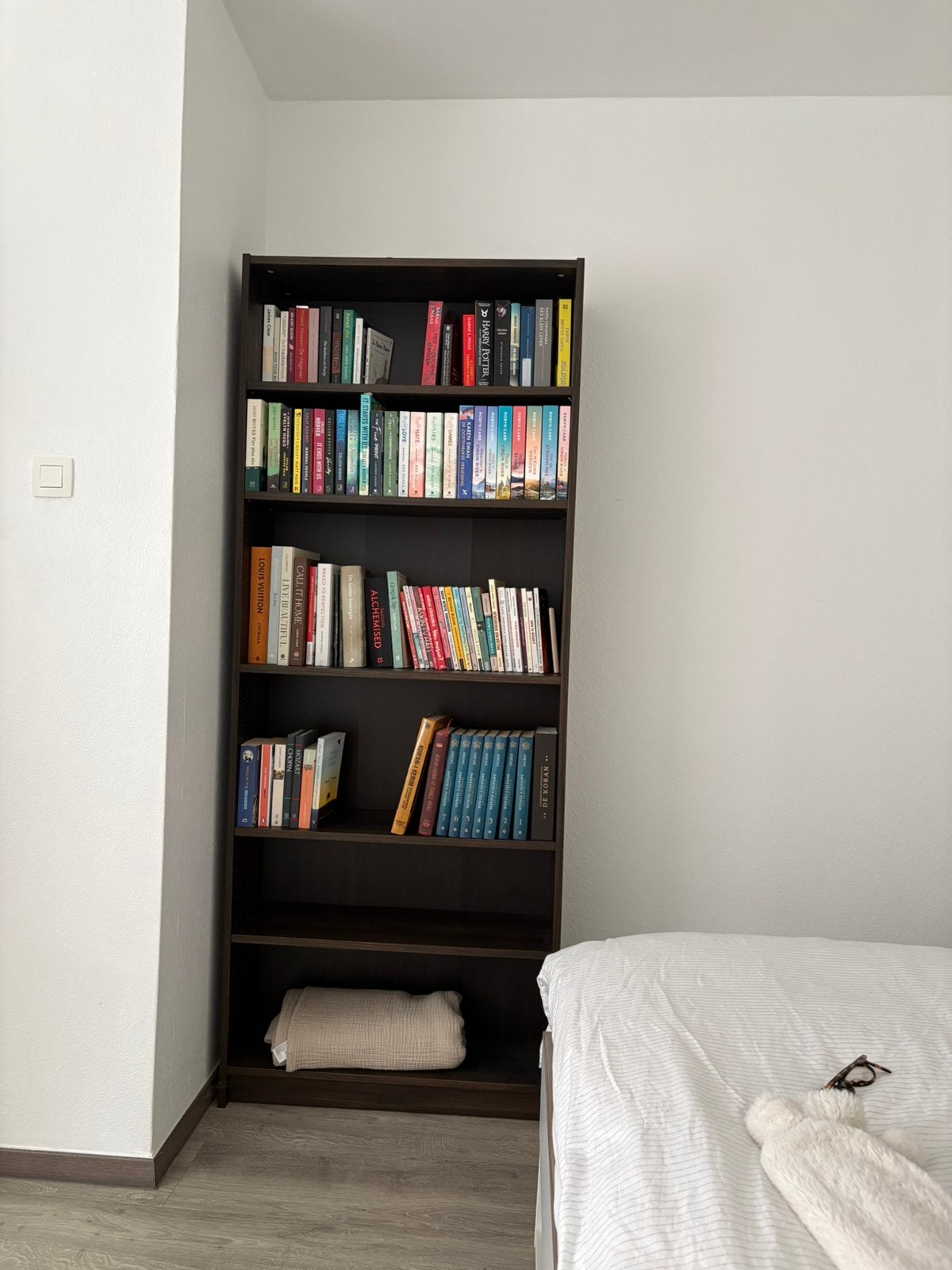 Ikea billy kast bruin hout, Huis en Inrichting, Kasten | Boekenkasten, Ophalen, Zo goed als nieuw