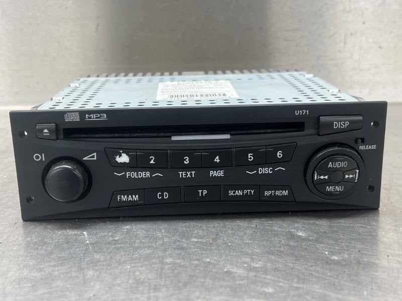 RADIO Mitsubishi Grandis (NA) (01-2004/12-2011) (|8701A080|), Gebruikt, Mitsubishi