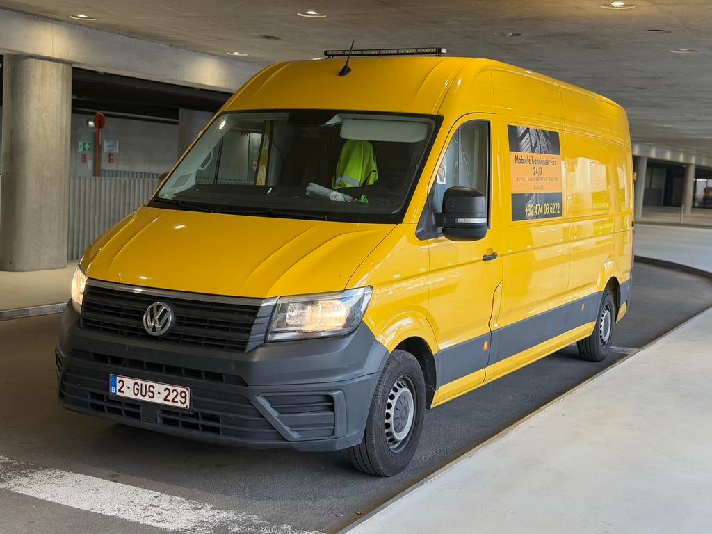 VW Crafter 2018 Automat, Auto's, Bestelwagens en Lichte vracht, Automaat, 3500 kg, Euro 6, Volkswagen