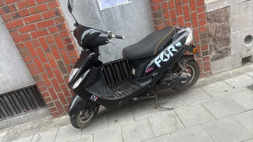 Neco for année 2021, 4 cm³, Comme neuf, Enlèvement, Classe A (25 km/h)