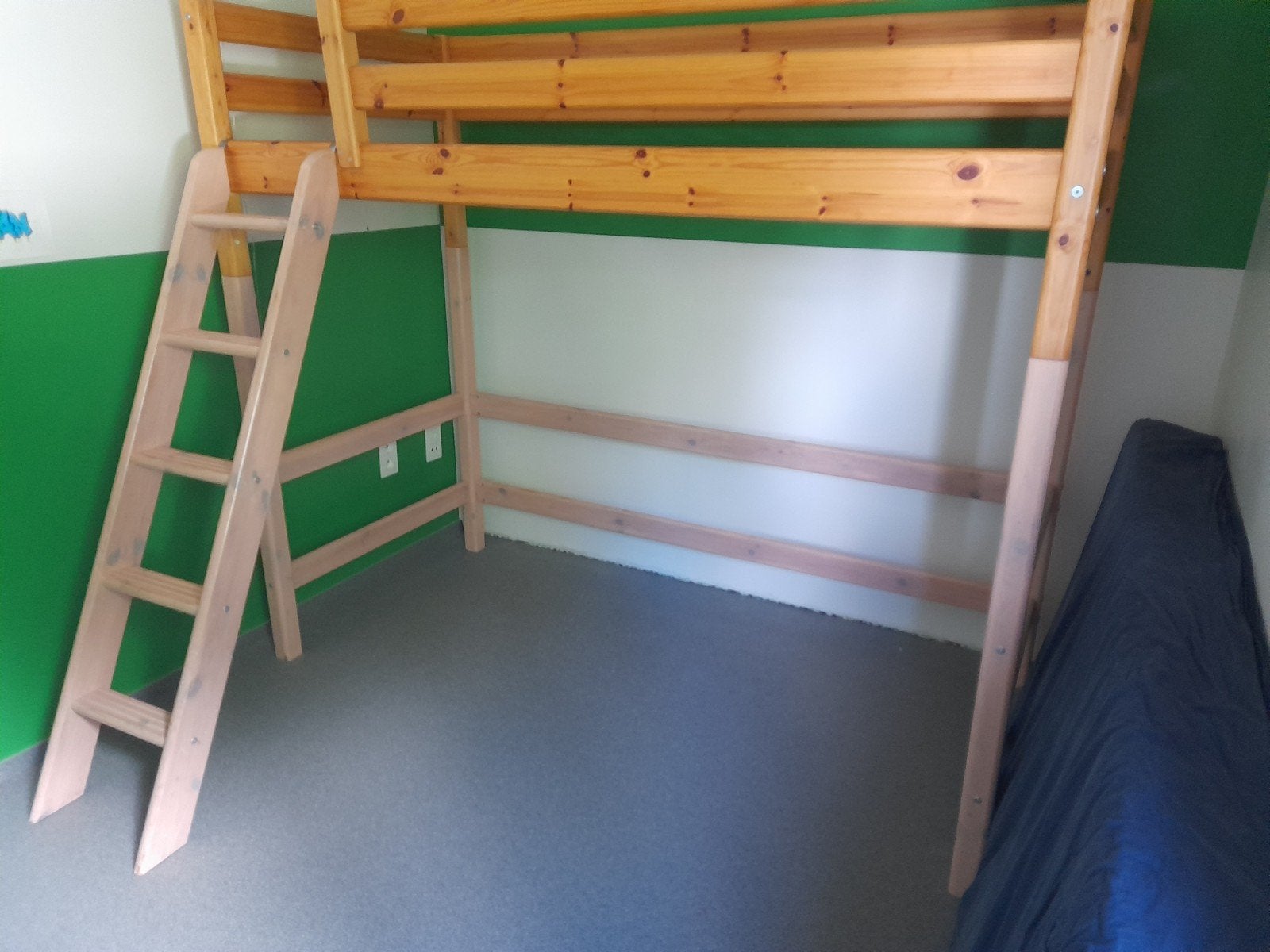 Flexa onderstel voor hoogslaper met ladder., Enfants & Bébés, Chambre d'enfant | Lits superposés & Lits mezzanines, Enlèvement