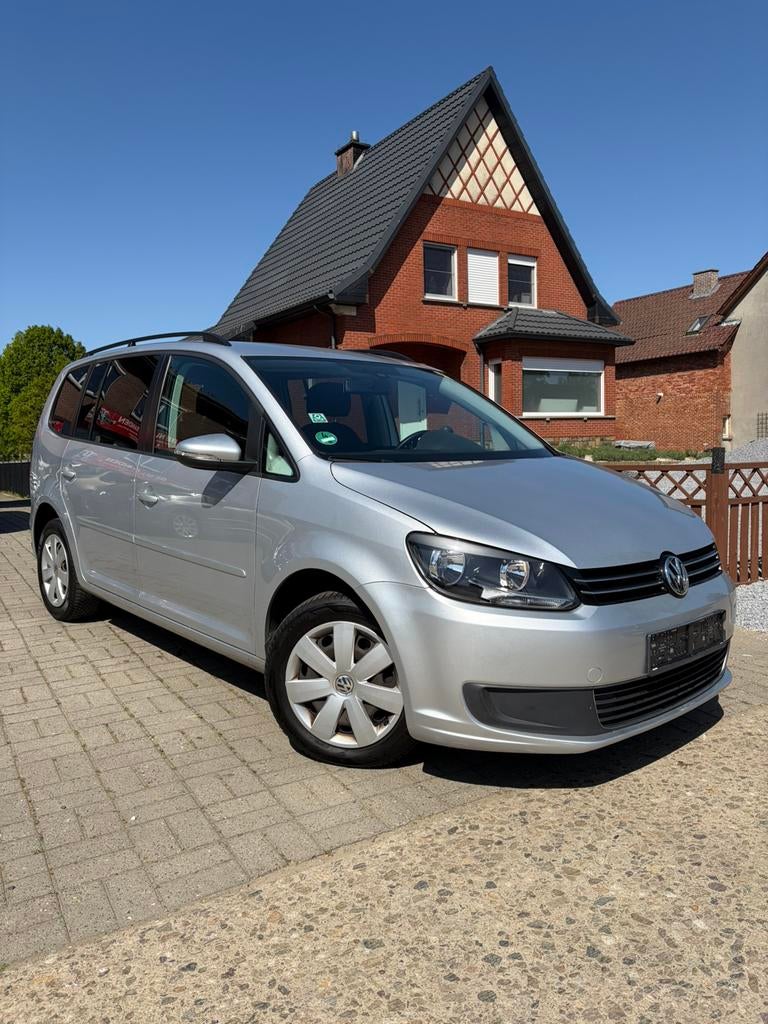 Vw touran 1.4 benzine met airco 7 plaats  Heel proper, Euro 5, Elektrische ramen, 7 zetels, Bedrijf