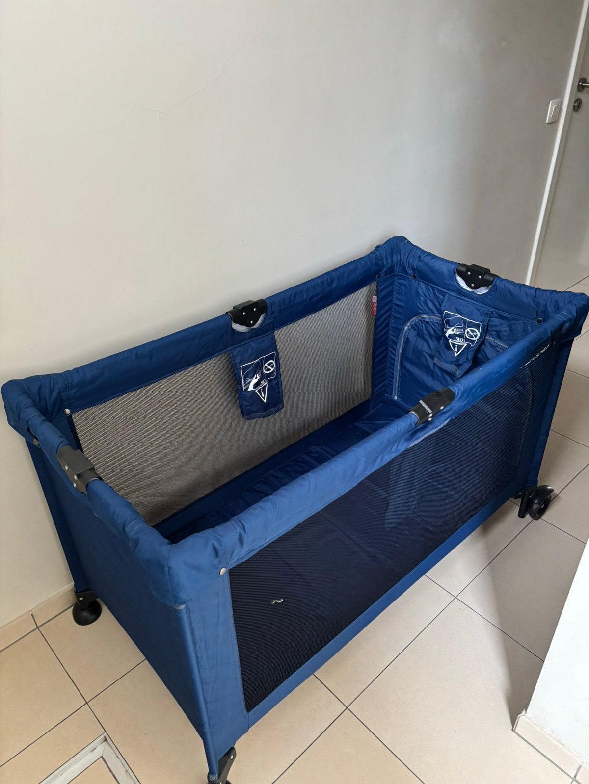 Reisbedje, Kinderen en Baby's, Kinderkamer | Bedden, Ophalen, Zo goed als nieuw, Matras