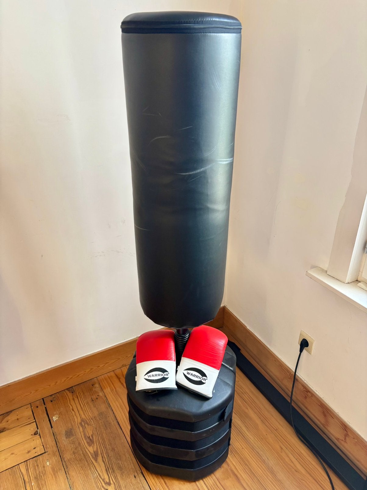 Bokszak met bokshandschoenen, Sport en Fitness, Boksen, Ophalen, Zo goed als nieuw, Bokszak