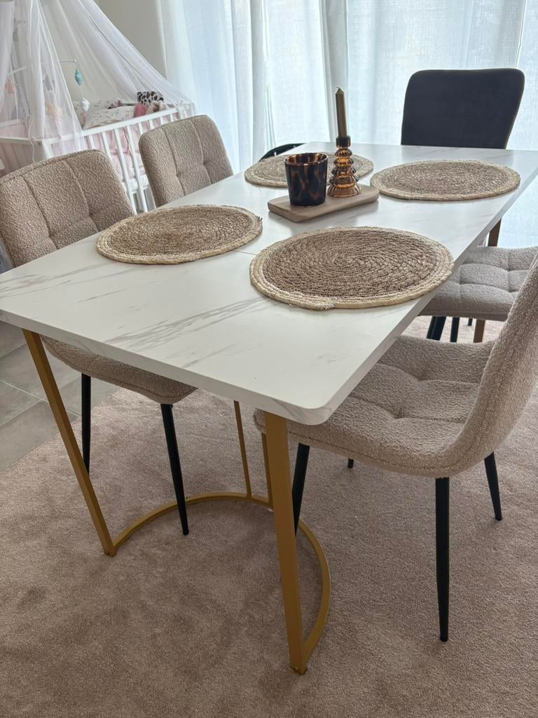 Eettafel, Ophalen, Zo goed als nieuw