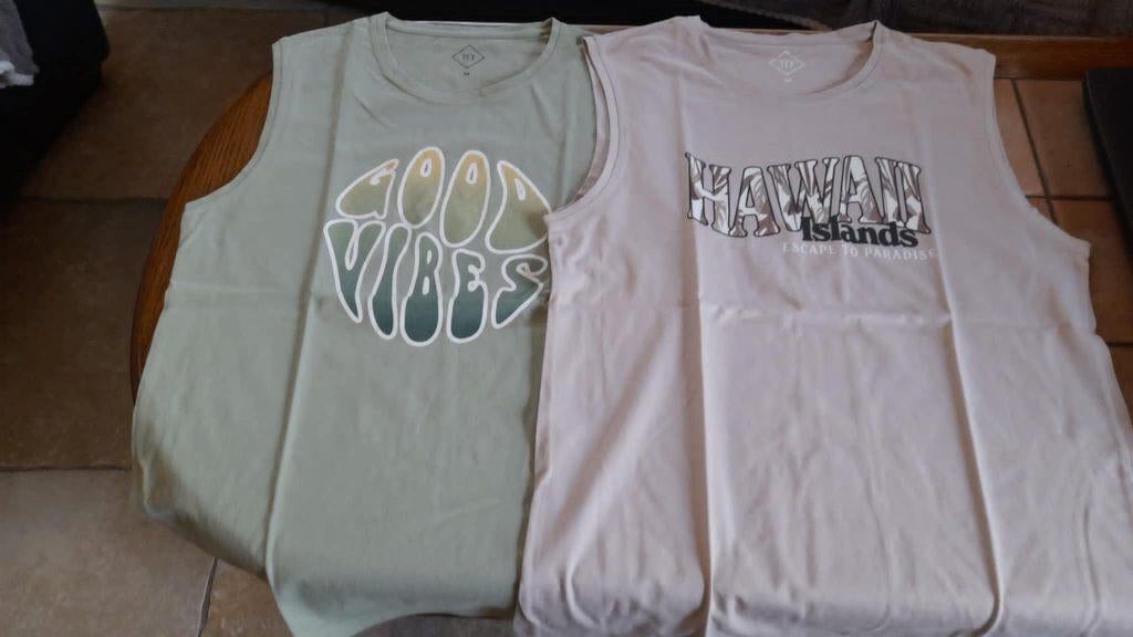 Lot de 2 débardeurs imprimés homme Taille M, Vêtements | Hommes, Enlèvement ou Envoi, Beige, Comme neuf, Taille 48/50 (M)