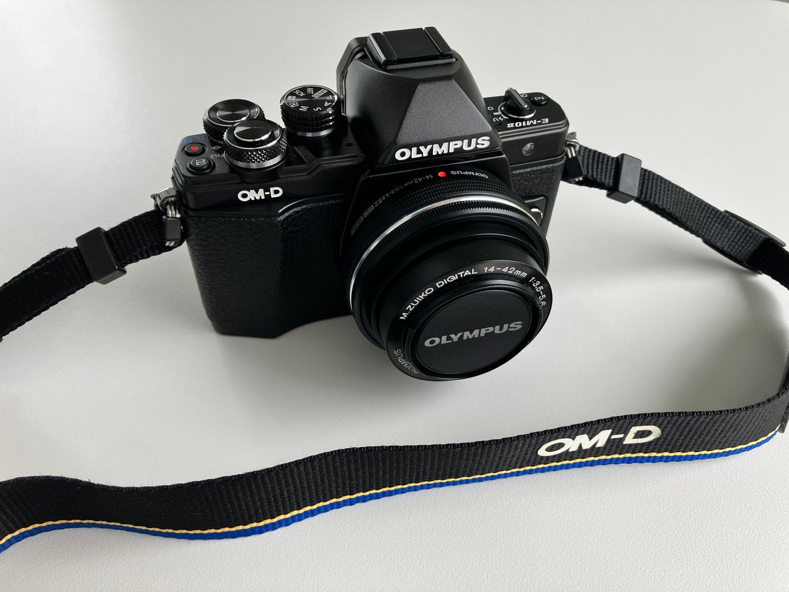 Olympus body OM-D E-M10 2 met 40-150 lens, TV, Hi-fi & Vidéo, Chargeur, Enlèvement ou Envoi, Olympus, Utilisé
