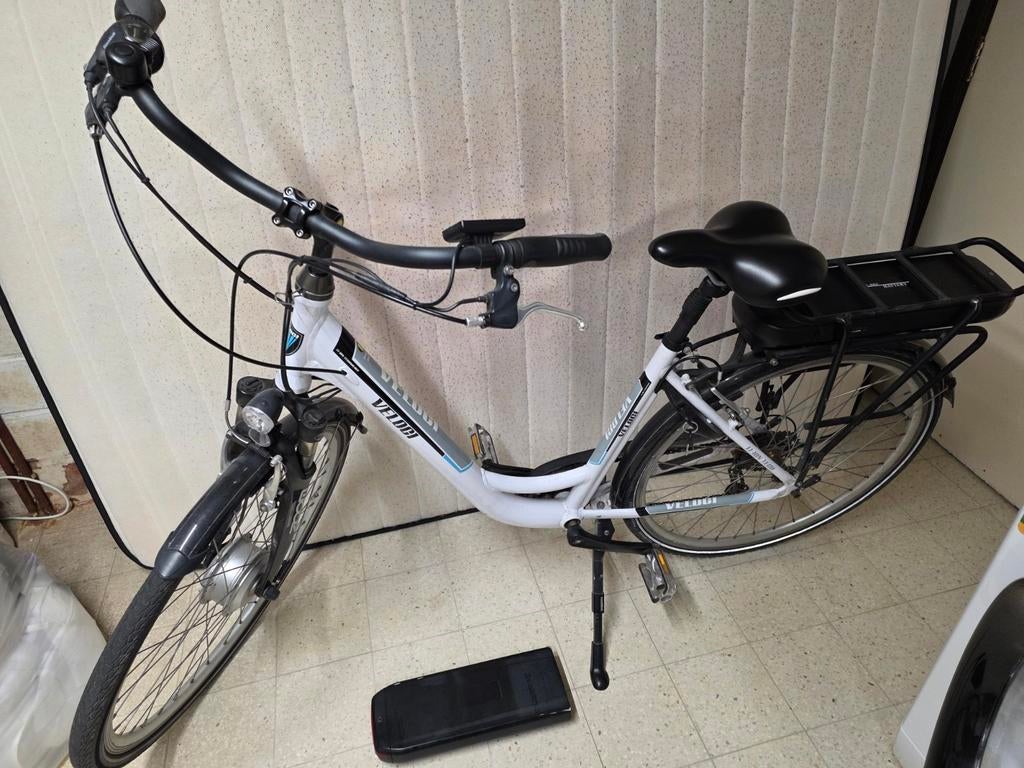 Elektrische fiets velocci, Fietsen en Brommers, Ophalen, Zo goed als nieuw, 30 tot 50 km per accu, Overige merken