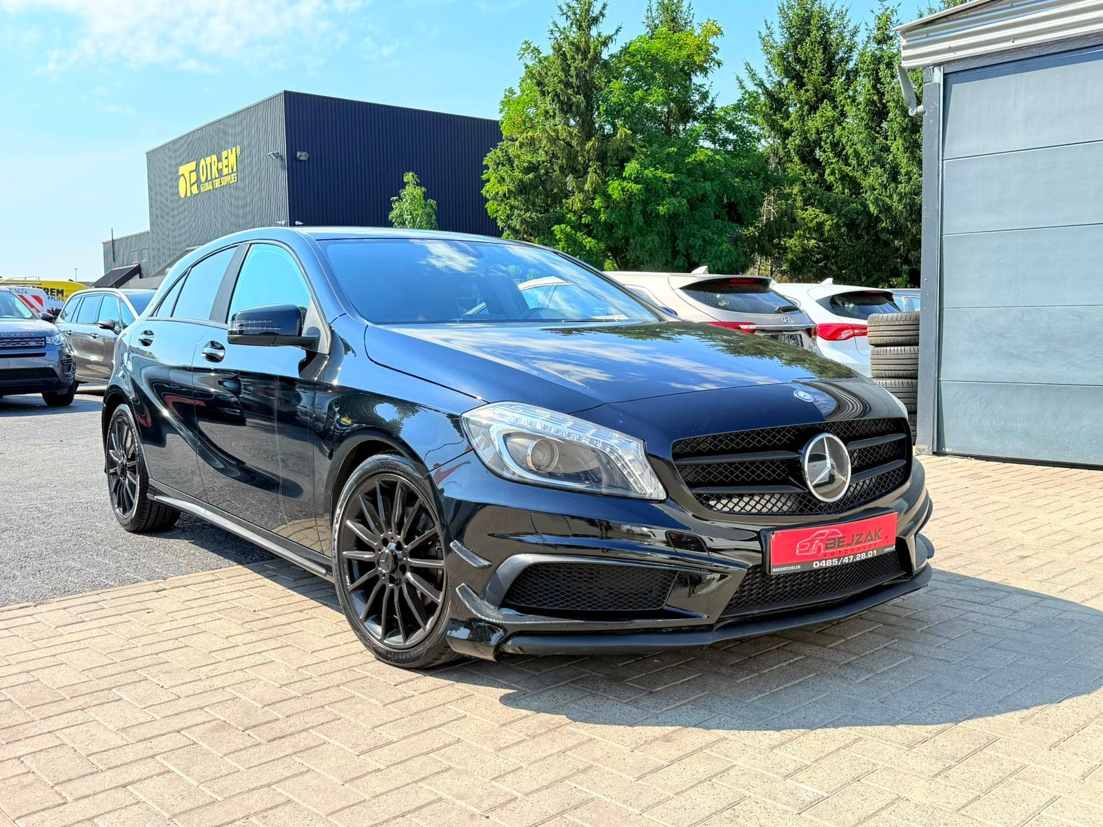 Mercedes A180 Amg-Line 1.6i 2014 1jaar garantie, Autos, Achat, Entreprise, Alcantara, Traction avant